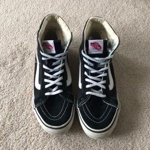 Black High top vans